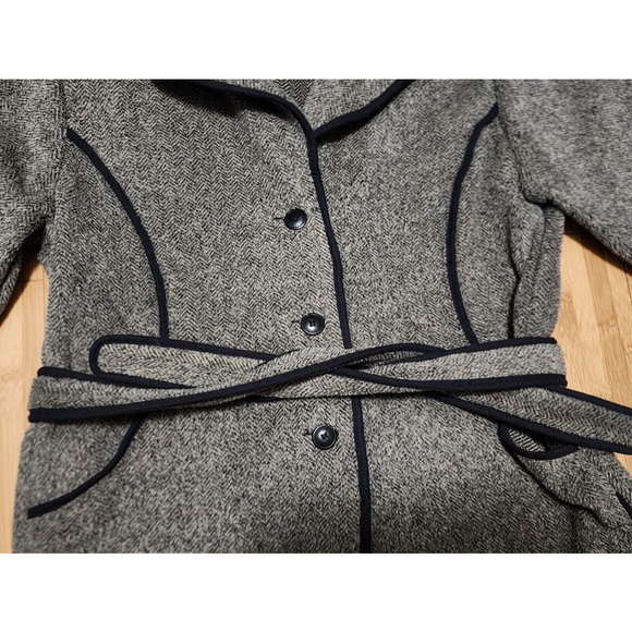 Vintage Woolrich Coat Gray Fleece Belted Coat Made In USA Women's Medium Outdoor - Picture 4 of 10